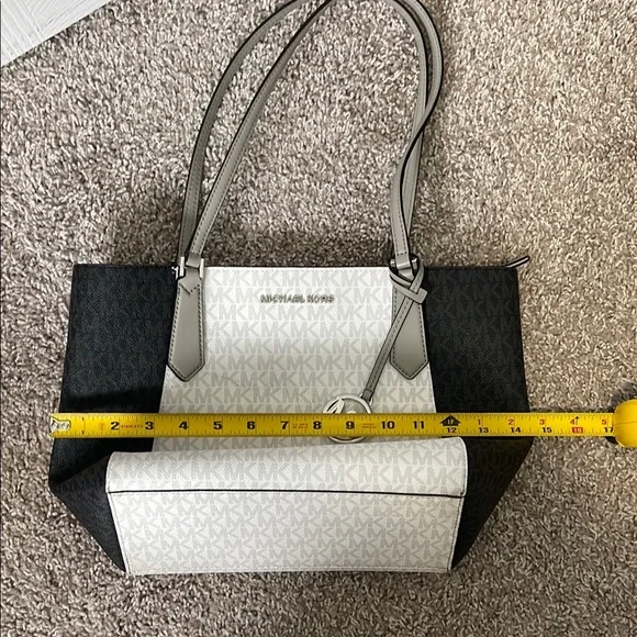 Michael Kors Black and White Purse - Picture 10 of 13